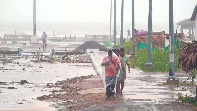 અર્નબ વાવાઝોડાની અસર વચ્ચે બંગાળની ખાડીમાં નવી સિસ્ટમની શક્યતા, અનેક રાજ્યોમાં ભારે વરસાદની આગાહી